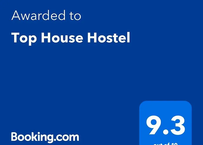 Top House Hostel